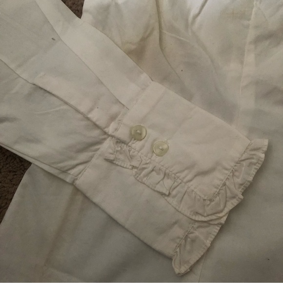 🆕 St. John’s Bay White Shirt - Picture 3 of 6